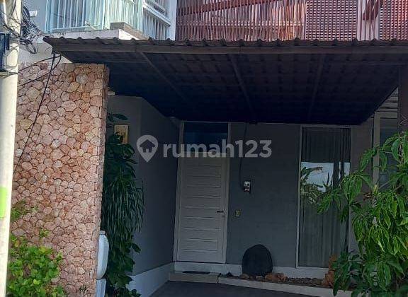 Rumah Shm 2 Lantai Bagus Dalam Kompleks Perumahan Di Jl Sunset Road Denpasar 1