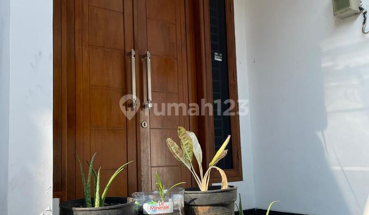 Rumah Semi Furnish 11x12 Strategis Row Jalan 2 Mobil Di Sunter 2
