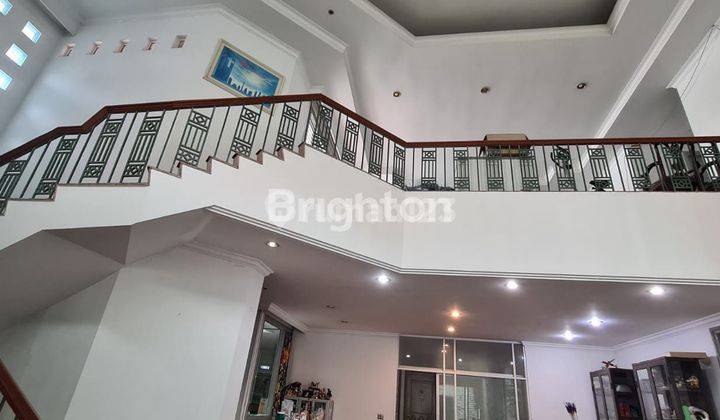 RUMAH MEWAH 2 LANTAI GREENVILLE JAKARTA BARAT 1