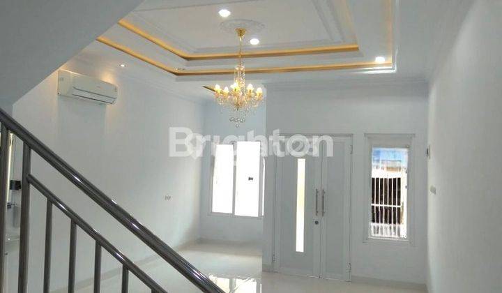 RUMAH BARU 3 LANTAI KEMAYORAN JAKARTA PUSAT 1