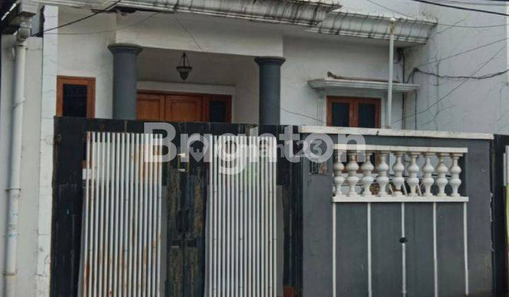 Rumah Kelapa Gading Luas 168m Dekat Mall Moi  Row Jalan 2 Mobil 2