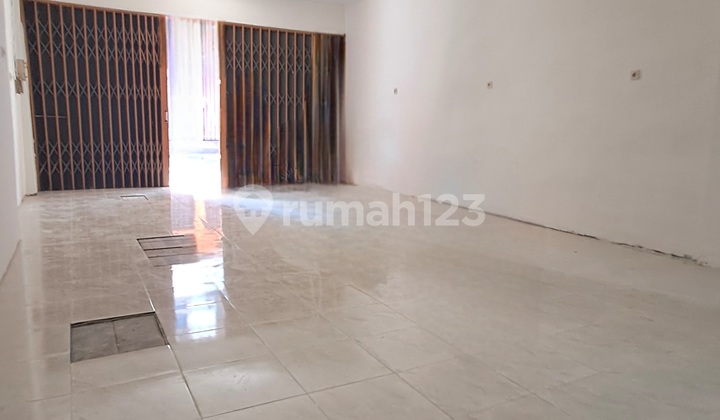 Ruko Lokasi Startegis Siap Huni Row Jalan 2 Mobil Di Pademangan Ruko Lokasi Startegis Siap Huni Row Jalan 2 Mobil Di Pademangan