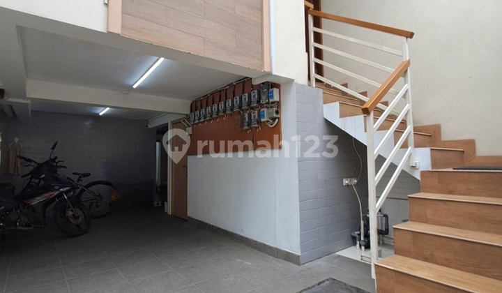 Rumah Kos Pademangan Lokasi Sangat Strategis 4 Lantai Furnish Jakarta Utara