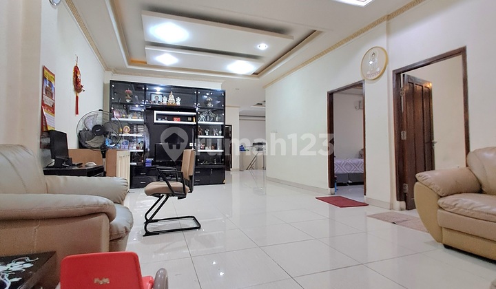 Nice Bridge Five House, Strategic Location, Two-Car Road Row, Spacious. 1