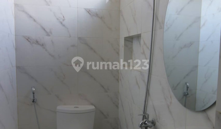 Di Jual Cepat !! Ruko Baru 4 Lantai Siap Pakai Shm Strategis