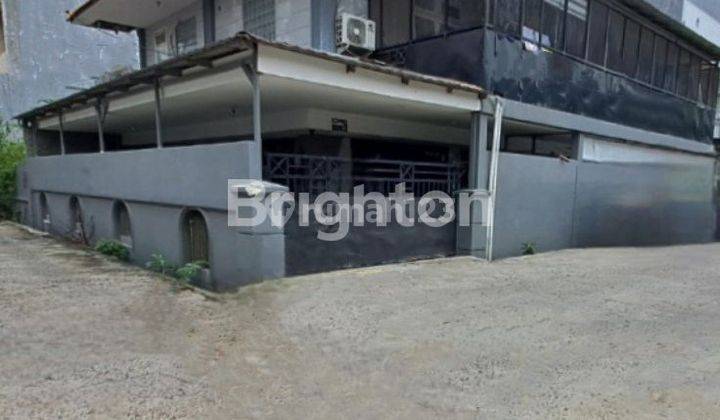 RUMAH PADEMANGAN 2LT LOKASI STARTEGIS JAKARTA UTARA 1