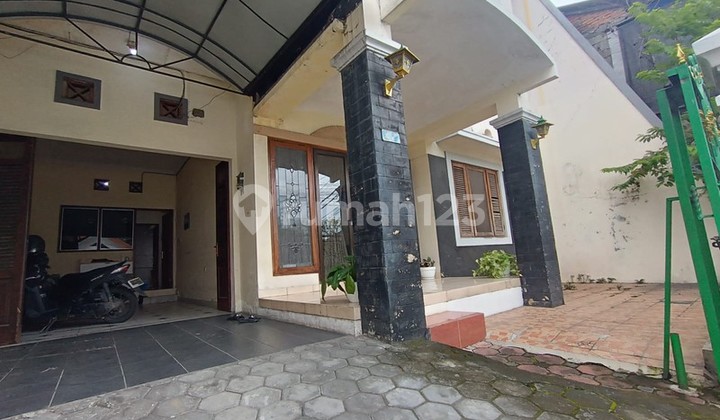 Dijual Rumah Minimalis 2 Lantai Lokasi Premium & Strategis di Caturtunggal, Depok, Sleman Dijual Rumah Minimalis 2 Lantai Lokasi Premium & Strategis di Caturtunggal, Depok, Sleman