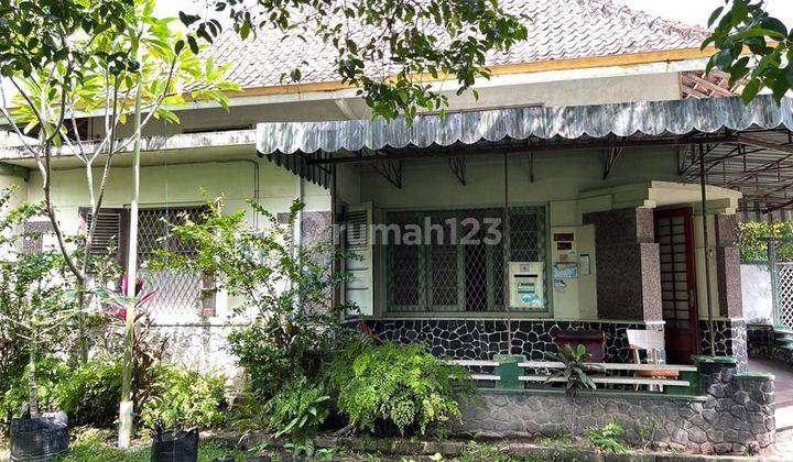 Rumah Luas Cocok Untuk Homestay Lokasi Tengah Kota Dekat SMKN3 2