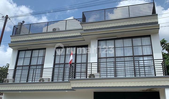 Rumah 3 Lantai di Godean, Sleman, Yogyakarta Rumah 3 Lantai di Godean, Sleman, Yogyakarta
