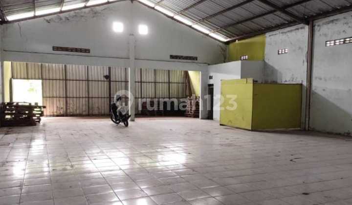 Large Warehouse for Rent on Prambanan-Piyungan Road, Bokoharjo, Sleman Large Warehouse for Rent on Prambanan-Piyungan Road, Bokoharjo, Sleman