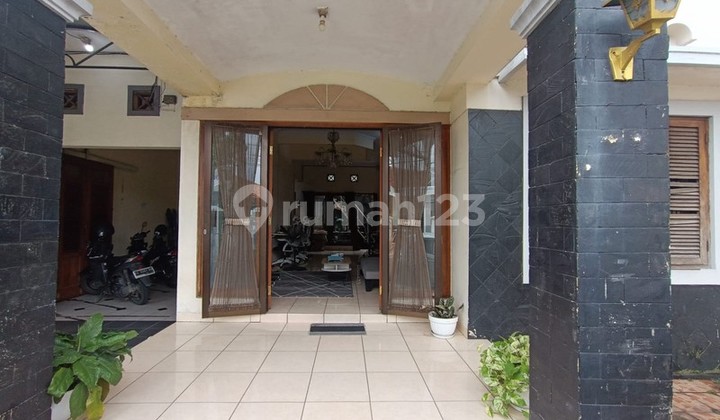 For Sale: Minimalist 2-Story House with Premium & Strategic Location in Caturtunggal, Depok, Sleman 2