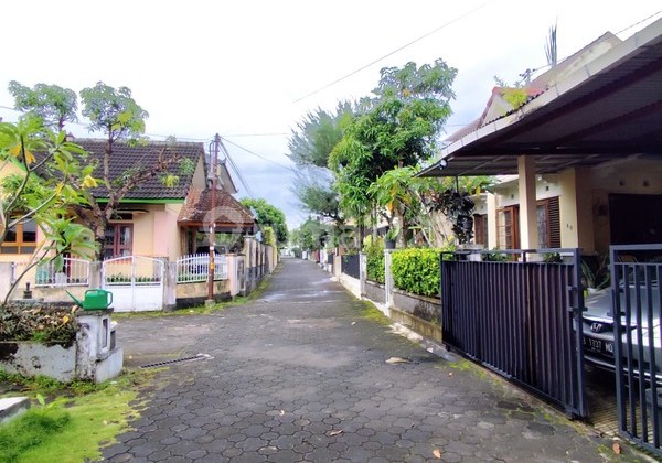 Rumah Modern di Kawasan Berkembang Ngemplak Dekat Pusat Hiburan & Olahraga, Wedomartani, Ngemplak, Sleman 2