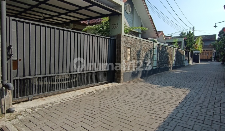 Rumah Mewah Dekat Jalan Kaliurang