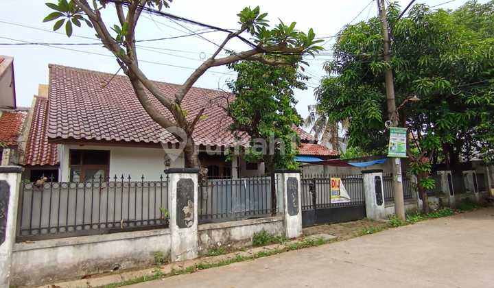 Rumah Lama Di Perum Deplu Jl Teratai Pd Aren Tangerang 2