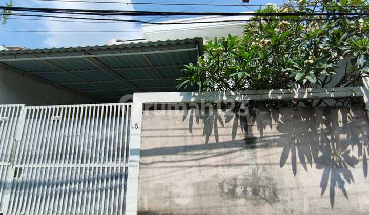 Rumah Lama Di Jl Keselamatan Manggarai Tebet Jakarta Selata 2