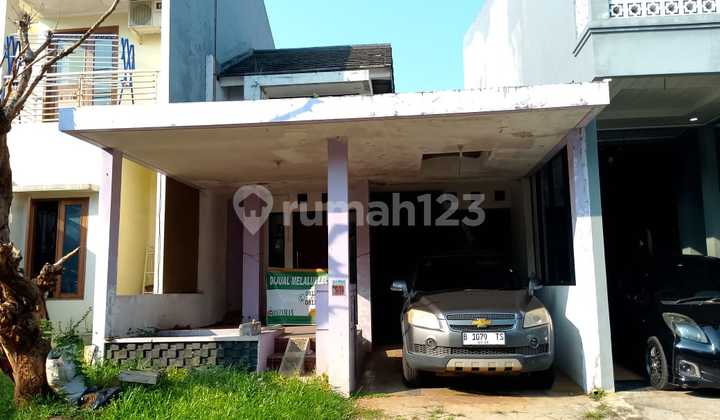 Rumah Tua Di Vania Permata Bintaro Jaya Tangerang Selatan