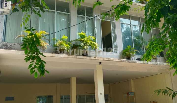 Bangunan Kantor Komersil Di Jl Ende Tanjung Priok Jakarta Utara