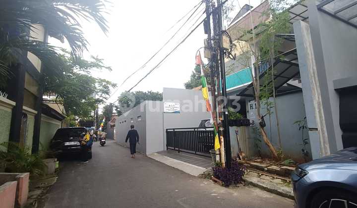 Rumah 2lt Lt 195m² Di Jl H Pasar Minggu Jakarta Selatan 2