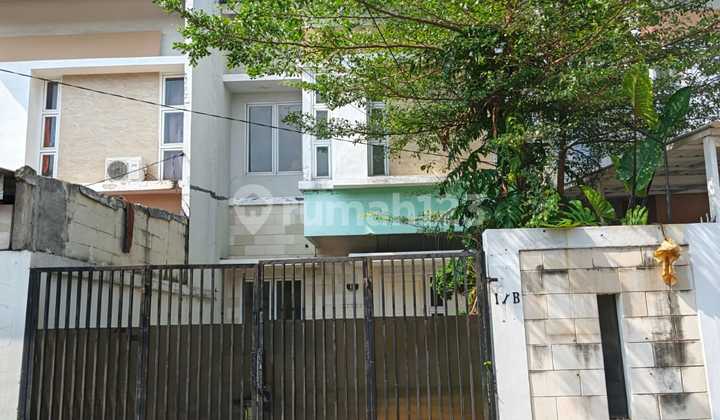 Rumah Lama Di Jl Empang Besar Pondok Aren Tangerang Selatan