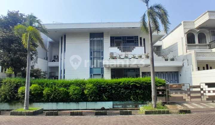 Luxury House on Kintamani II Street, Kelapa Gading, North Jakarta 2