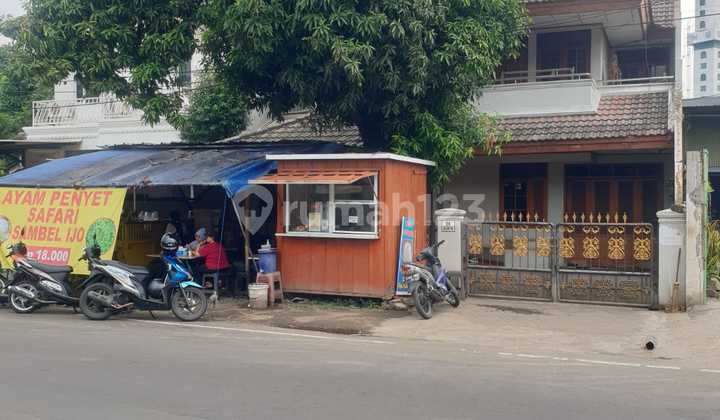 Old House 2 Floors on Jl Raya Nusa Indah, Duren Sawit, East Jakarta 2