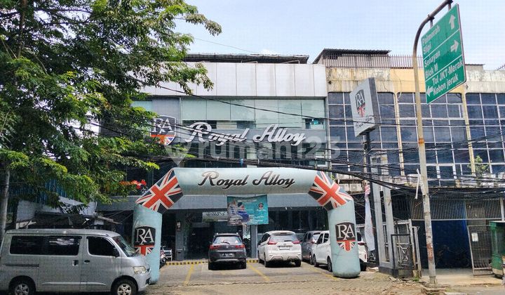 Kantor Komersil Di Jl Raya Kebayoran Lama Kebon Jeruk Jakarta Barat
