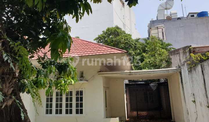 Rumah Lama Di Jl Bandung Menteng Jakarta Pusat