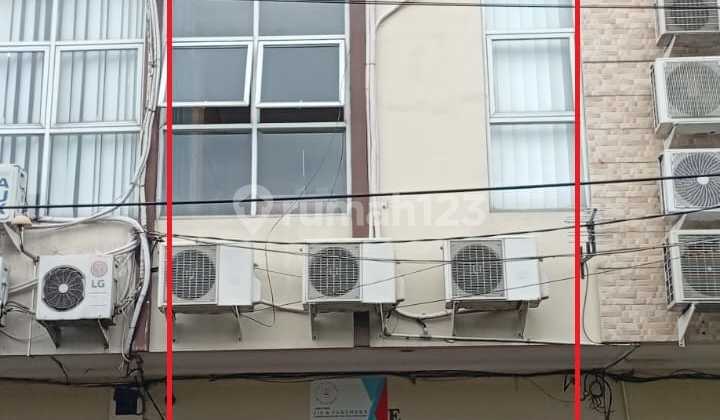 Ruko 3lt Di Jl Ps Komp Taman Meruya Ilir Kembangan Jakarta Barat