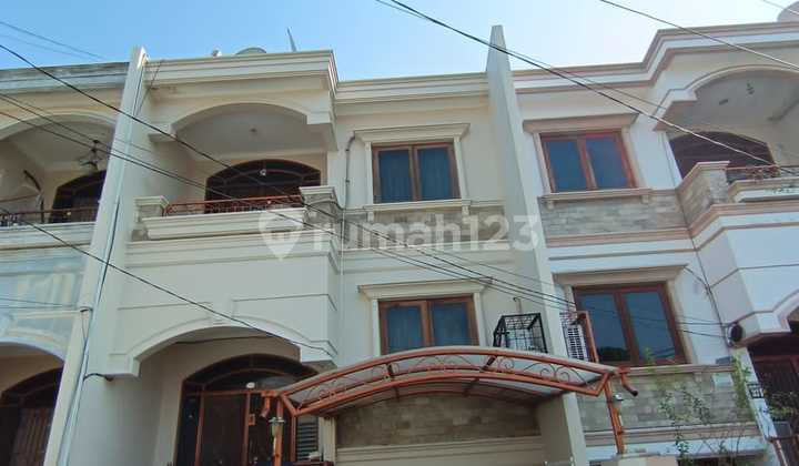 Rumah Minimalis 3 Lantai Di Jl Mangga 16 Duri Kepa Jakarta Barat