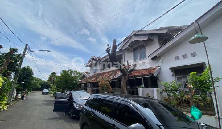 Rumah Lama 2lt Di Jl Mandar Xiv Bintaro Sek 3a Tangerang 2