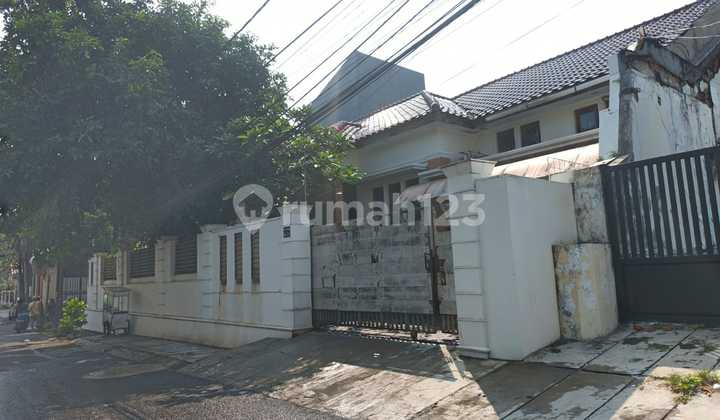 Rumah Lama Di Jl Anggur Iii Cipete Selatan Jakarta Selatan