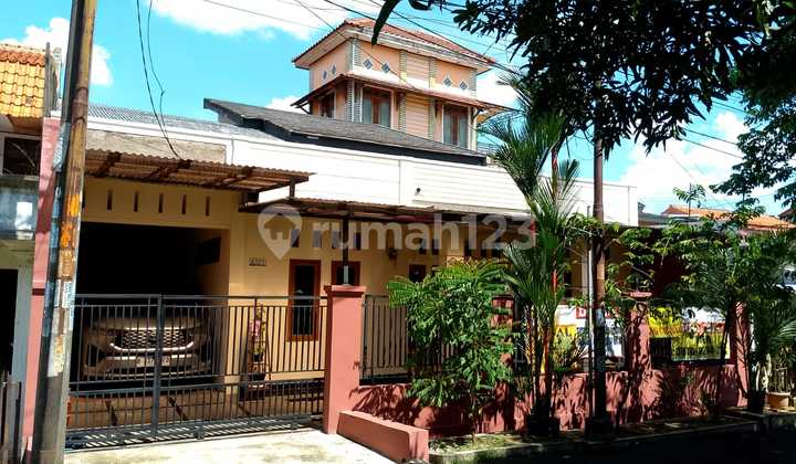 Rumah Asri Lt 160m² Di Komp Pertamina Pd Ranji Tangerang Selatan