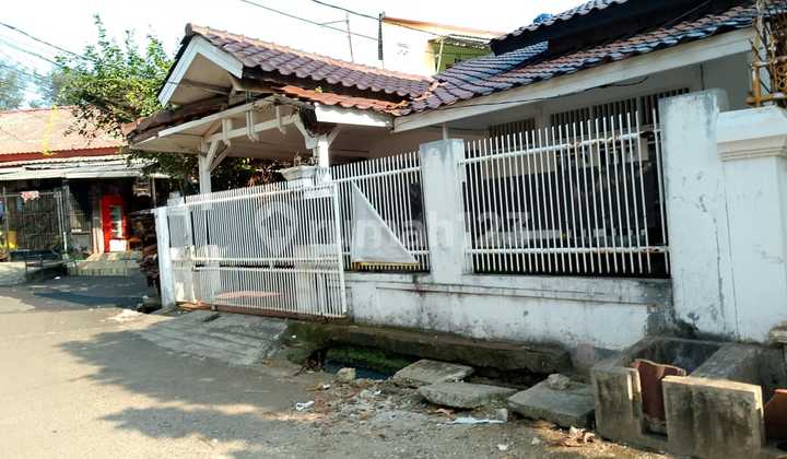 Rumah Lama Di Taman Meruya Ilir Kembangan Jakarta Barat
