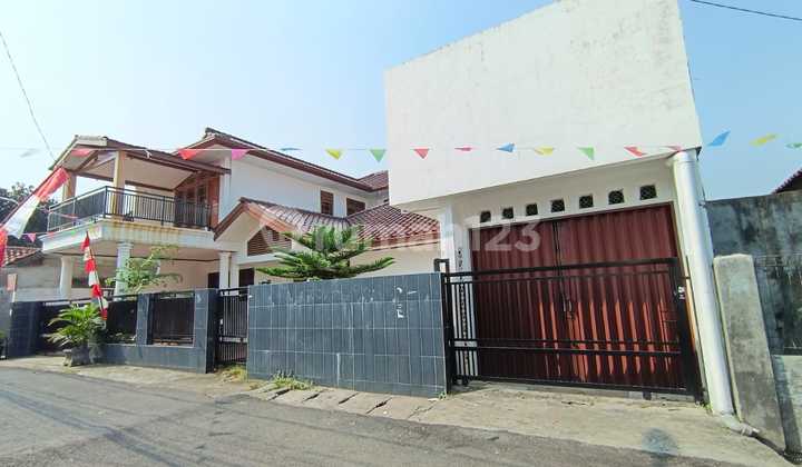 Rumah Lama Di Jl Damai Iv Petukangan Selatan Jaksel 