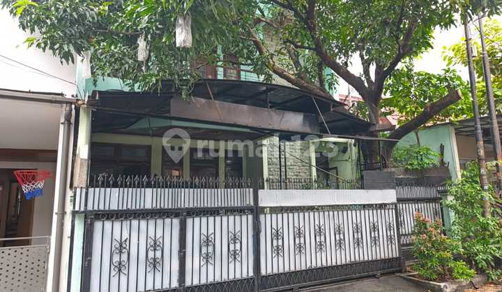 Rumah 2Lt di Jl Parkit Ii Bintaro Sek Ii Tangerang Selatan