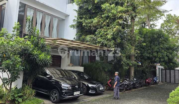 Rumah Lama Di Town House Kemang Seka Bangka Jaksel 2