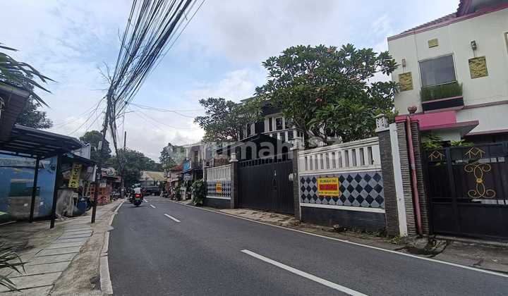Rumah 2Lt Strategis di Jl Paso Jagakarsa Jakarta Selatan 2