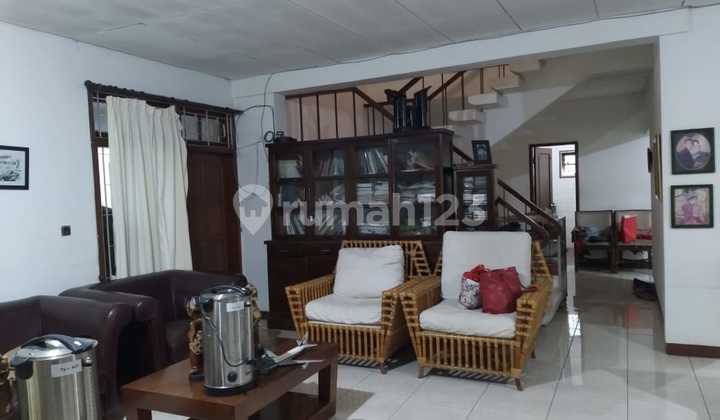 Old House at Kav Pdk Permai Jl H Ilyas Rempoa South Tangerang 2