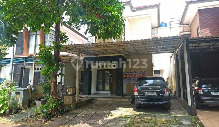 Old 2-Story House in Venice Cluster, Graha Raya Bintaro Tangerang