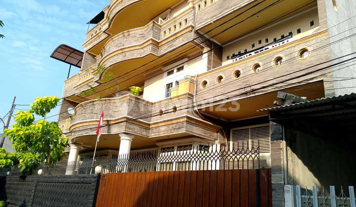 Rumah Murah 3 Lantai Di Perum Taman Aries Meruya Utara Jakarta Barat 2