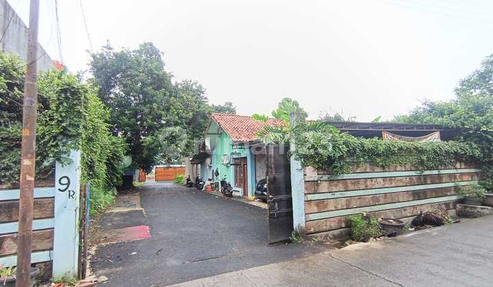 Rumah Tua di Jl Madrasah I Gandaria Selatan Cilandak Jakarta Selatan