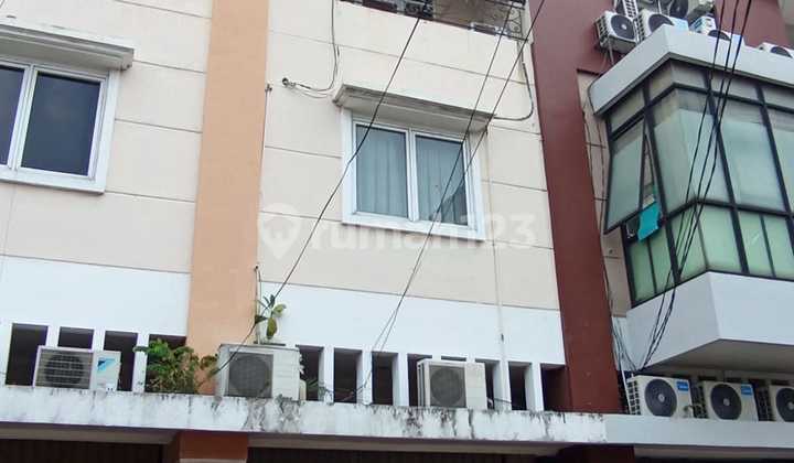 Ruko 3lt Di Jl H Nawi Raya Gandaria Barat Jakarta Selatan