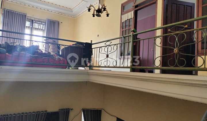 Rumah 2 Lantai di Daerah Bugangin Surabaya 2