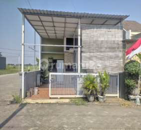 Nice and Cheap House with HOOK Position in Mojokerto Area