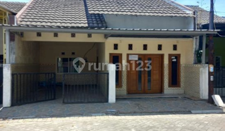 Rumah Bagus di Daerah Puri Indah Sidoarjo 1