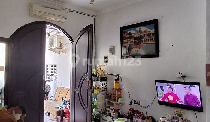 Rumah Bagus di Daerah Waru Dekat Gedangan 2