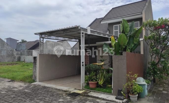 Nice House Near Hospital in Kediri Area
