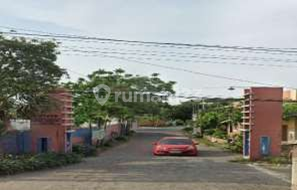 Minimalist House in Mojokerto Area Close to Health Facilities