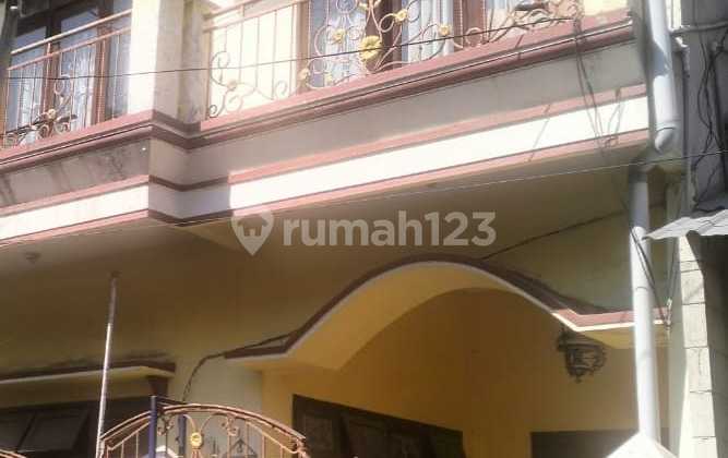 Rumah 2 Lantai di Daerah Bugangin Surabaya Rumah 2 Lantai di Daerah Bugangin Surabaya