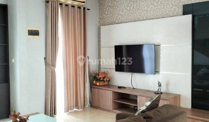 Rumah Mewah ada Kolam Renang Cluster Onyx Alam Sutera  1